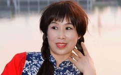 尹向南景孟弦车上做